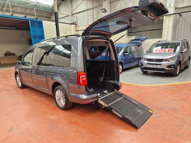 2017 Volkswagen Caddy Maxi Life 2.0 2WHEELCHAIR ACCESSIBLE .0 TDI 5dr DSG