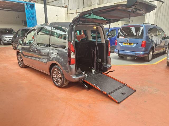 2017 Peugeot Partner 1.6 WHEELCHAIR ACCESSIBLE HORIZON RS